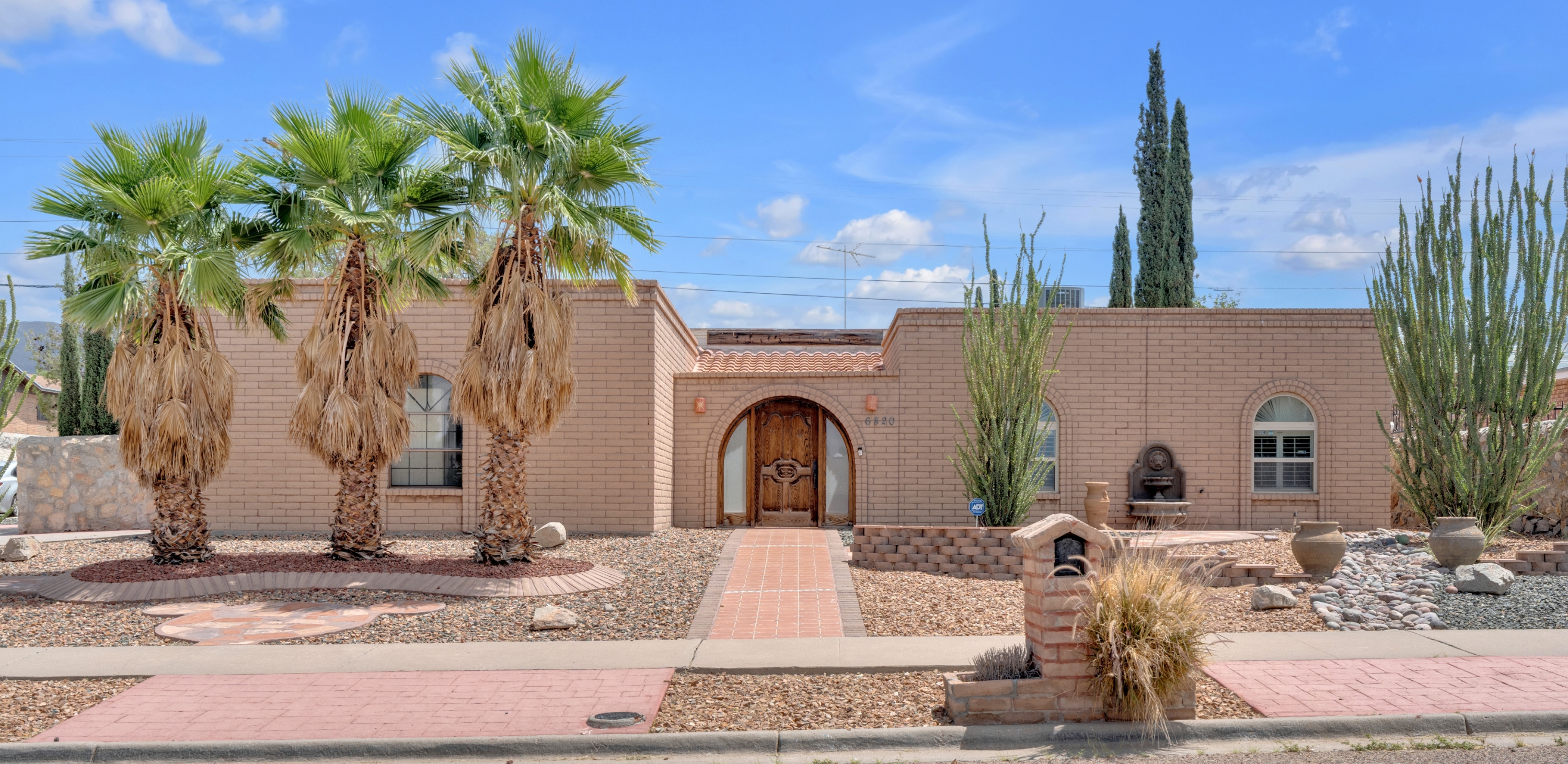 6820 Villa Hermosa Drive